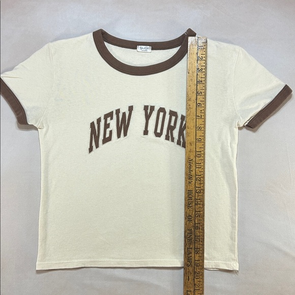 Brandy Melville New York top - Picture 5 of 6